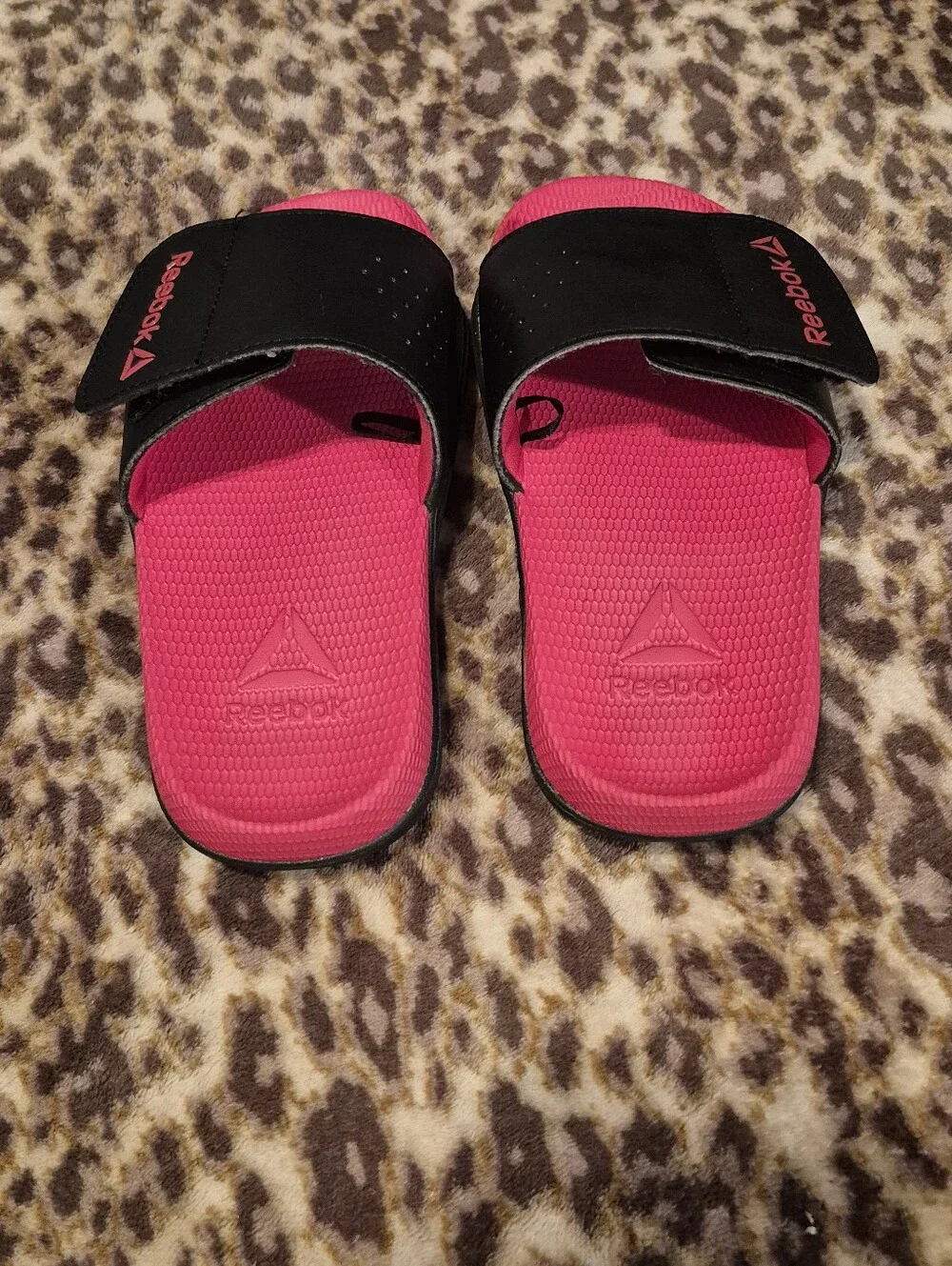 Reebok Boys Delta Vital Slide Sandals 3 Like New